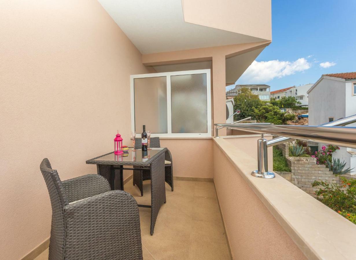 Apartments Gabelic Hvar Town Bagian luar foto